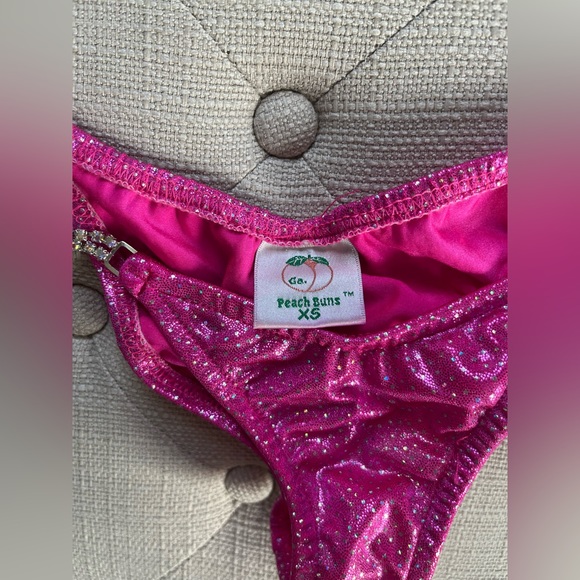Peach Buns Competition Bikini - Picture 3 of 6